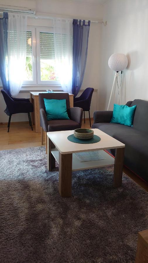 Apartments Tulipan - With Free Private Parking Garage Mostar Extérieur photo