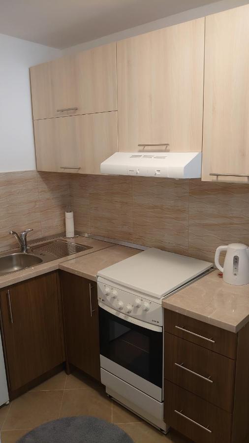 Apartments Tulipan - With Free Private Parking Garage Mostar Extérieur photo