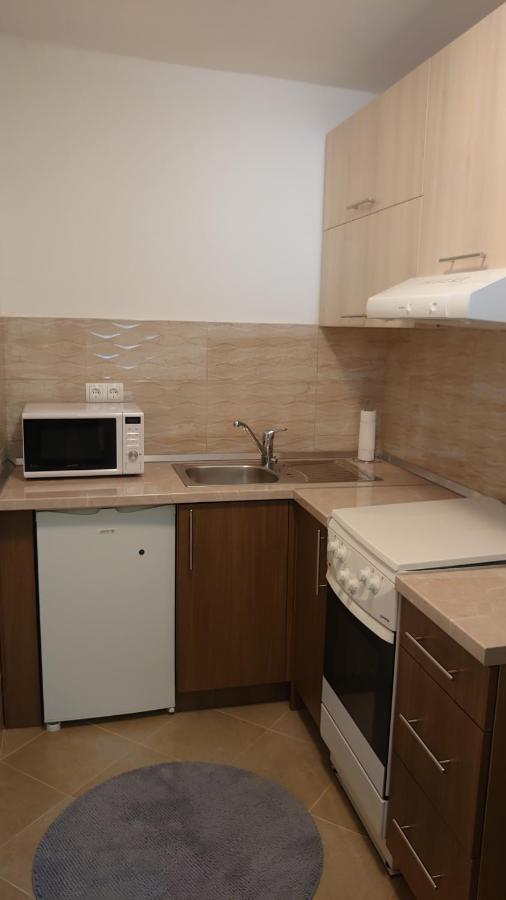 Apartments Tulipan - With Free Private Parking Garage Mostar Extérieur photo