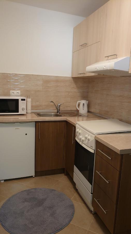 Apartments Tulipan - With Free Private Parking Garage Mostar Extérieur photo
