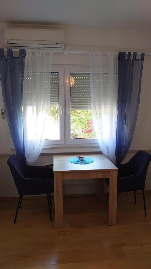 Apartments Tulipan - With Free Private Parking Garage Mostar Extérieur photo
