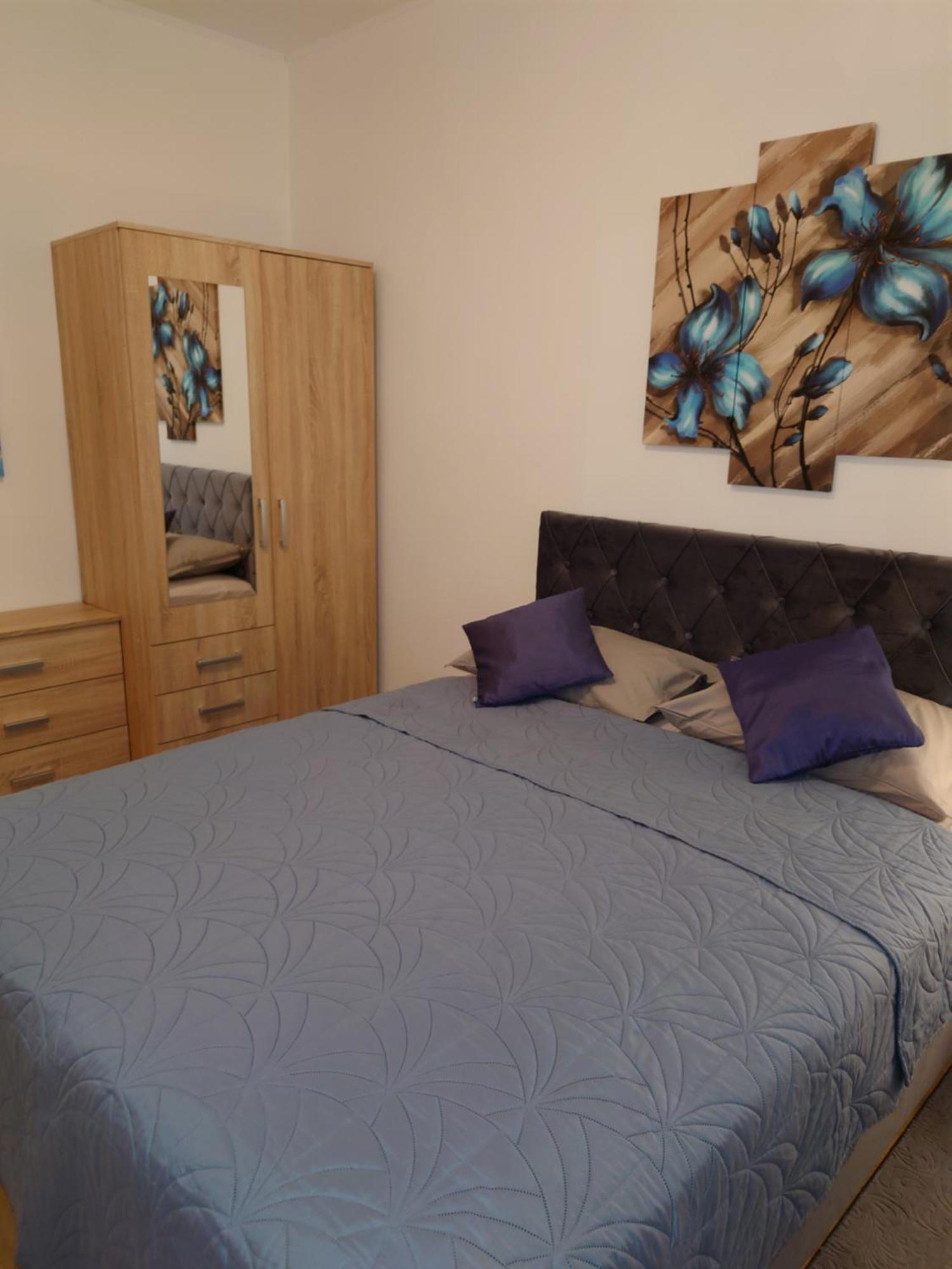 Apartments Tulipan - With Free Private Parking Garage Mostar Extérieur photo