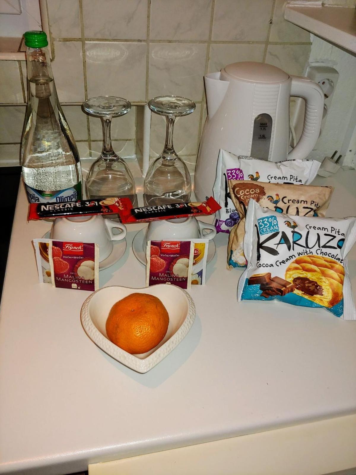 Apartments Tulipan - With Free Private Parking Garage Mostar Chambre photo